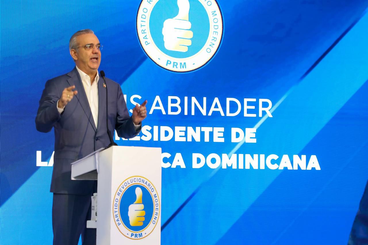 presidente-abinader-llama-a-cuidar-al-prm-con-“humildad,-unidad-y-determinacion”