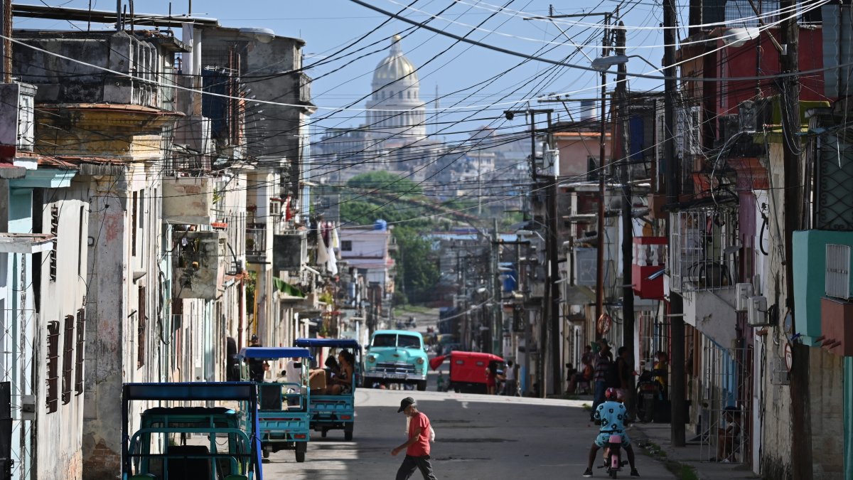 eeuu-aprieta-a-cuba-con-sanciones-que-amenazan-el-corazon-de-su-economia-estatal