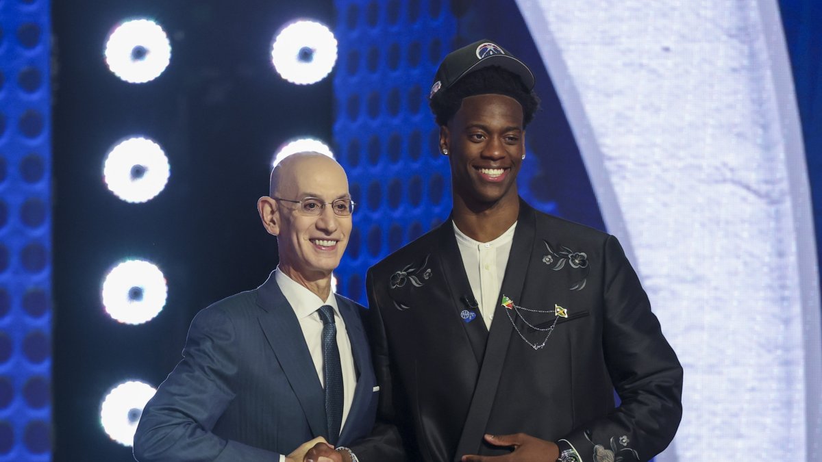 aj-dybantsa-es-numero-1:-los-wizards-se-llevan-la-joya-del-draft-de-la-nba