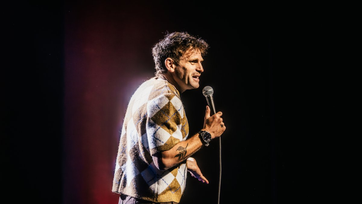 comediante-argentino-federico-cyrulnik-pisara-escenario-360-con-su-exitoso-stand-up-comedy-«zodiacal»