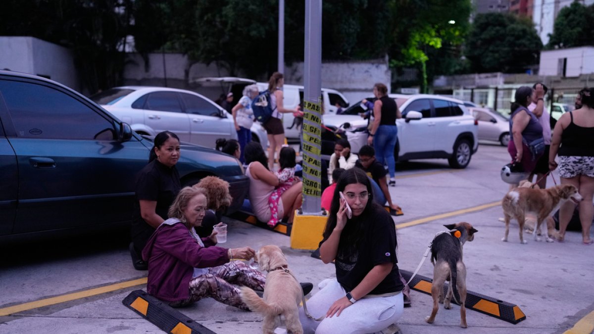 aumenta-a-188-la-cifra-de-fallecidos-y-a-1,520-la-de-heridos-tras-los-terremotos-en-venezuela