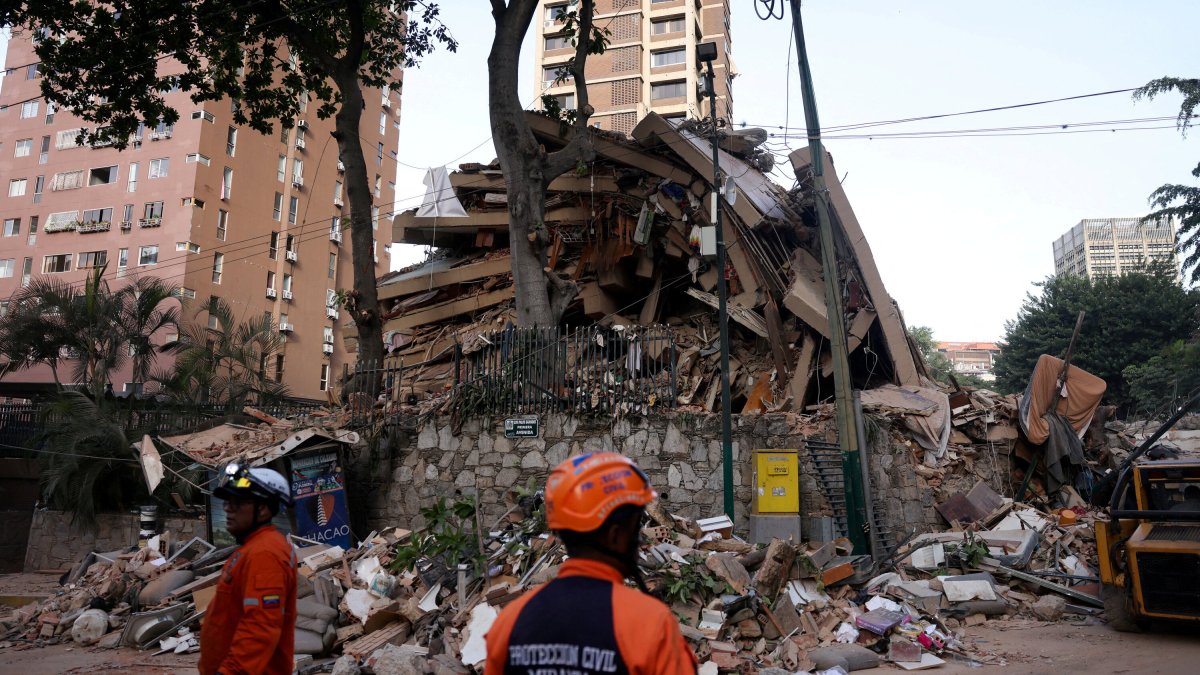 ascienden-a-1,450-los-muertos-por-los-devastadores-terremotos-en-venezuela