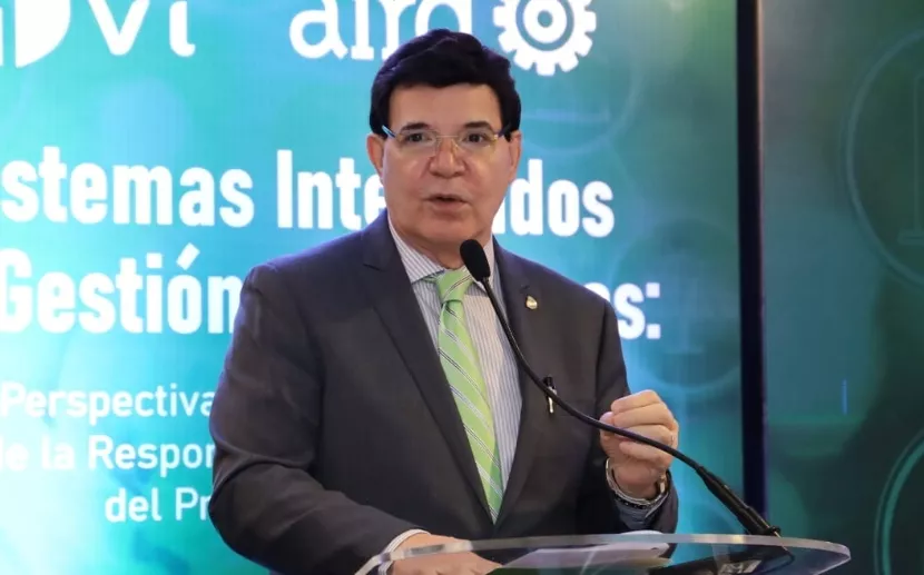 reportaje-los-industriales-estan-que-echan-chispas-con-el-gobierno-por-cantidad-impuestos-que-les-han-aplicado