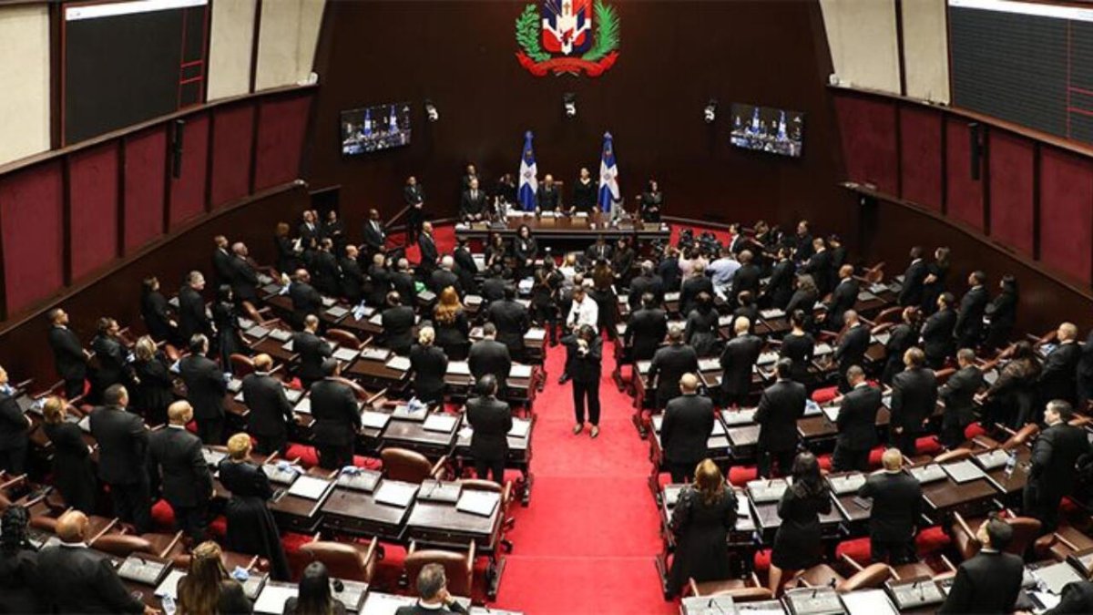 gobierno-somete-prestamos-por-27-mil-488-millones-de-pesos-para-desarrollo-vial-y-ambiental