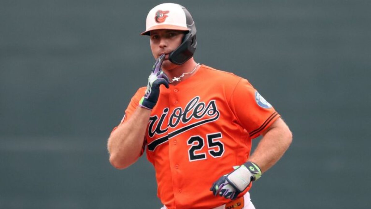 alonso-llega-a-500-juegos-seguidos;-olson-acecha-record-de-los-bravos