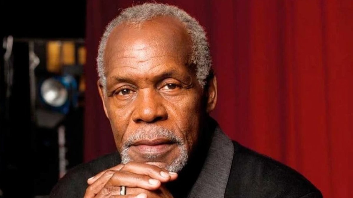 danny-glover-revela-que-vive-con-alzheimer-desde-2022-y-enfrenta-los-cambios-de-la-enfermedad