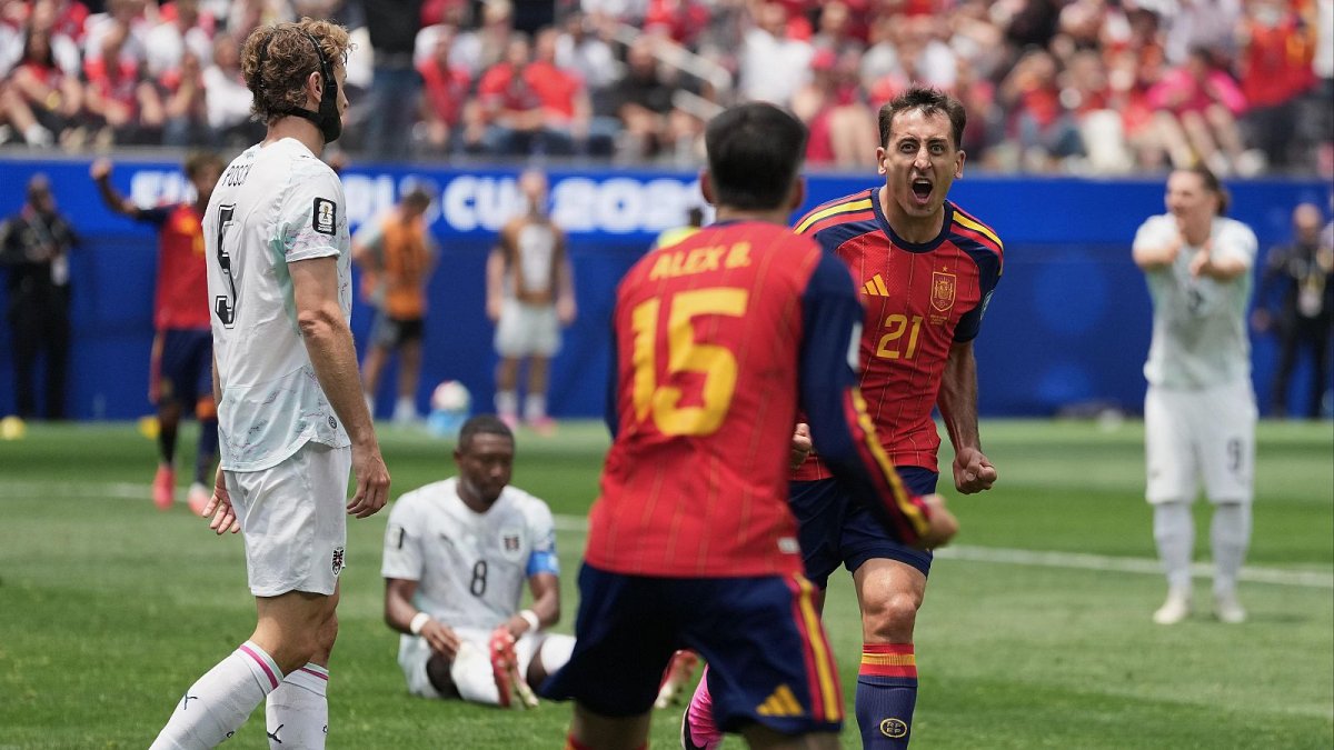 espana-barre-3-0-a-austria-y-pasa-a-octavos-de-final