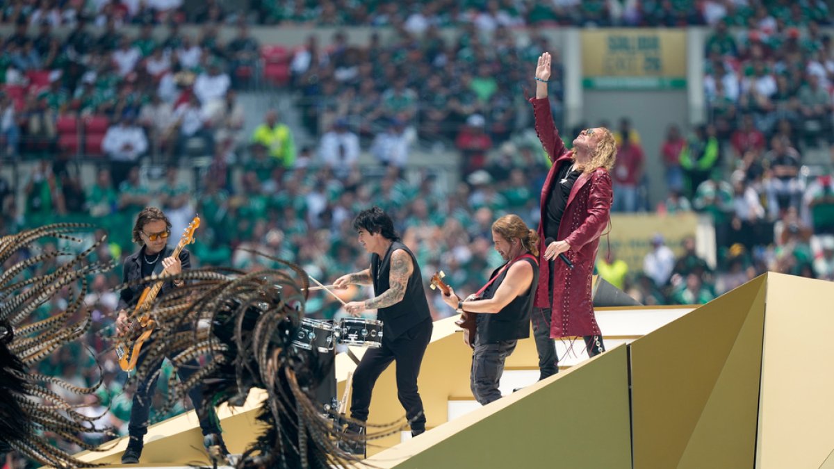 mana-protagoniza-el-espectaculo-de-medio-tiempo-en-mexico-vs-inglaterra-por-los-octavos-del-mundial