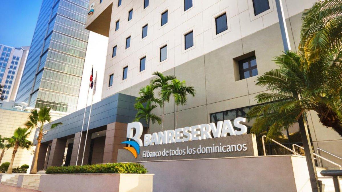 banreservas-es-reconocido-por-revista-summa-entre-las-empresas-lideres-de-centroamerica-y-republica-dominicana