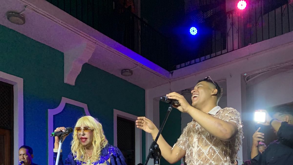 fefita-la-grande-y-la-fiera-tipica-ponen-a-bailar-al-publico-en-una-noche-de-orgullo-e-inclusion