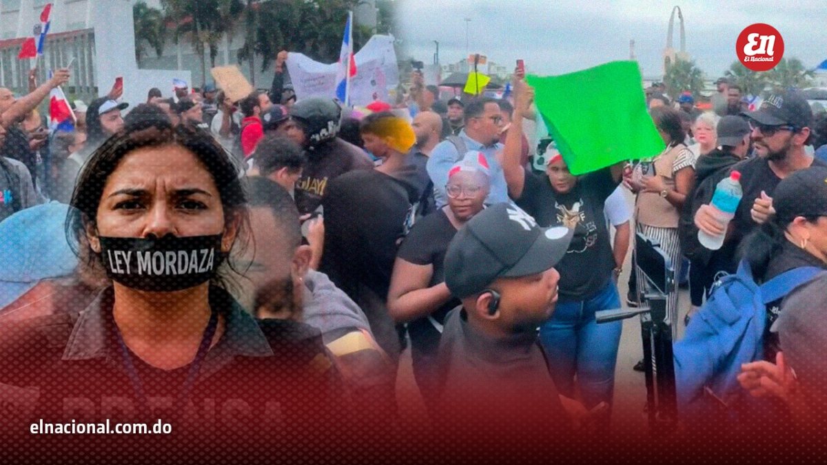 comienza-protesta-frente-a-plaza-de-la-bandera-contra-llamada-«ley-mordaza»