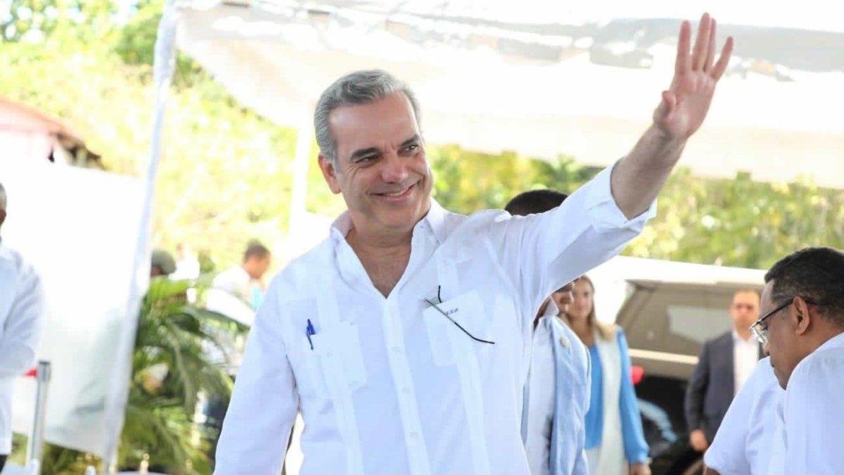 luis-abinader-cumple-59-anos:-agradece-a-dios,-su-familia-y-quienes-lo-han-acompanado