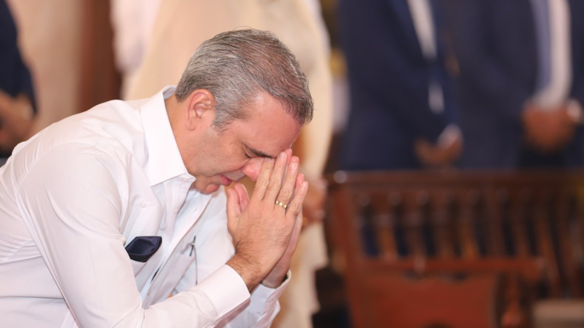 imagen-publica-de-abinader-se-desploma-en-el-trimestre-mayo-julio