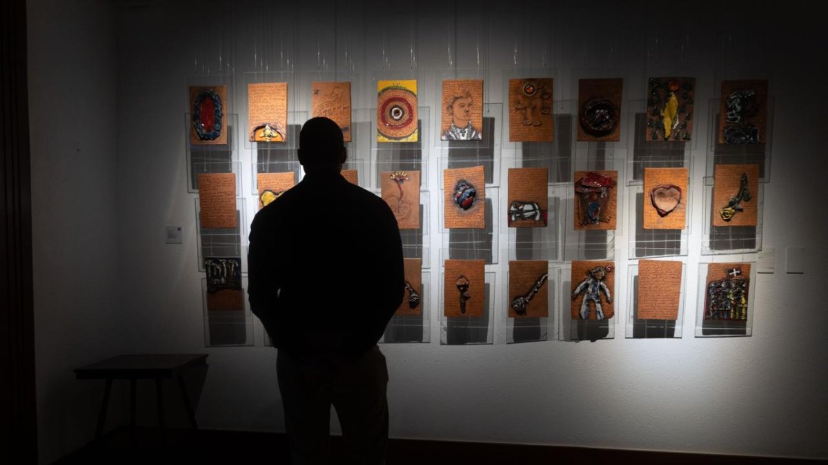 una-exposicion-reinterpreta-el-legado-de-salome-urena-a-traves-del-cartel-artistico