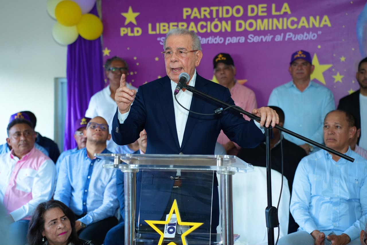 danilo-medina:“nadie-ha-endeudado-tanto-a-la-republica-dominicana-como-este-gobierno”