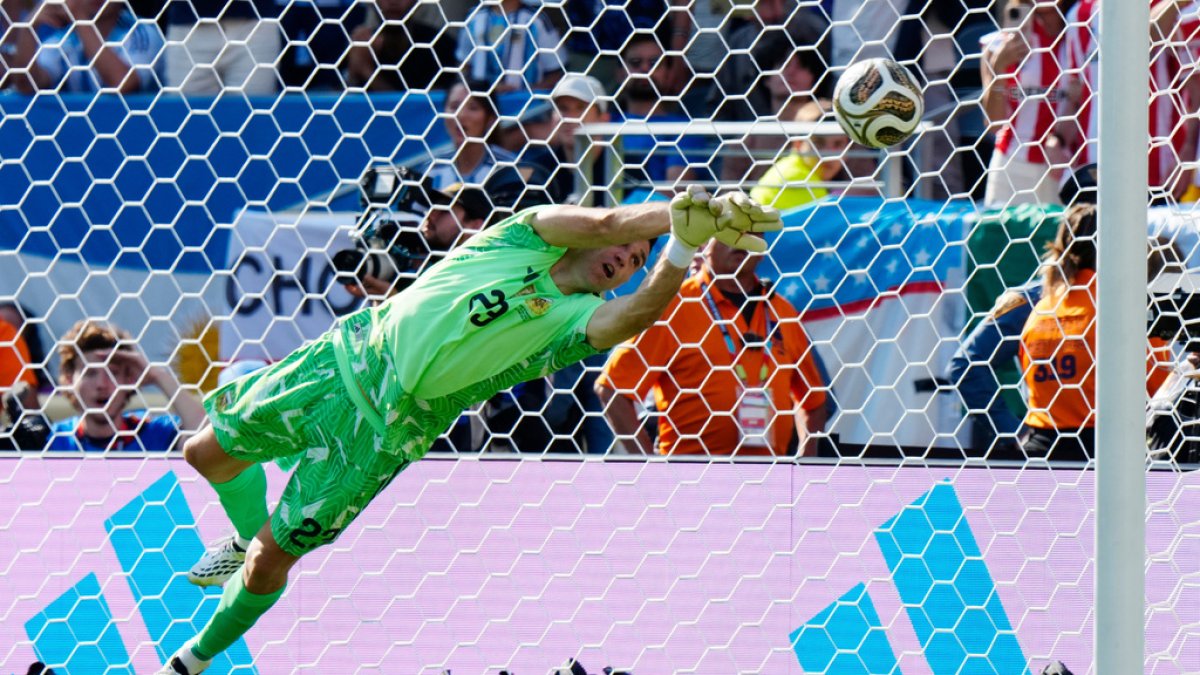espana-se-adelanta-1-0-en-la-final-y-pone-a-argentina-en-apuros