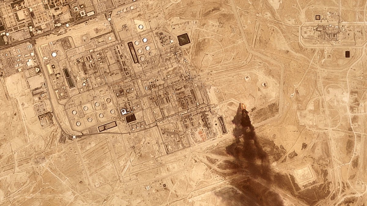 ee-uu.-bombardea-objetivos-iranies-un-dia-despues-del-ataque-a-sus-fuerzas