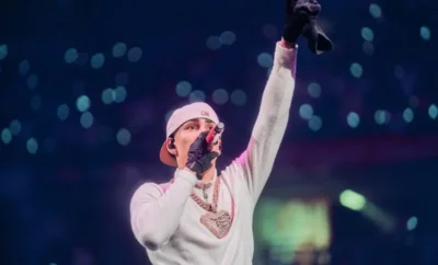 el-puertorriqueno-omar-courtz-cantara-en-el-festival-presidente-2026