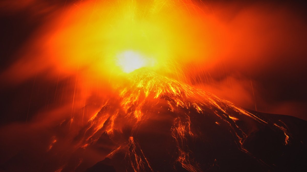 ¡alerta!-volcan-de-fuego-mantiene-en-alerta-a-guatemala-por-aumento-de-actividad
