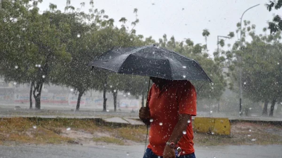 dos-provincias-y-el-distrito-nacional-siguen-alerta-verde;-continuaran-aguaceros-por-onda-tropical