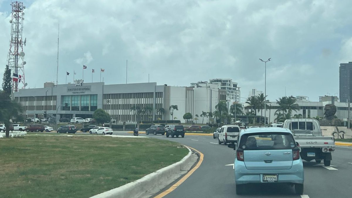 plaza-de-la-bandera:-inoperatividad-de-semaforos-desata-constante-peligro-vial