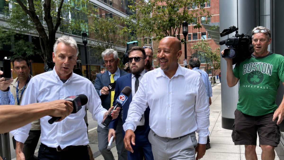 alcalde-brian-depena-dice-acusacion-federal-en-su-contra-es-politica