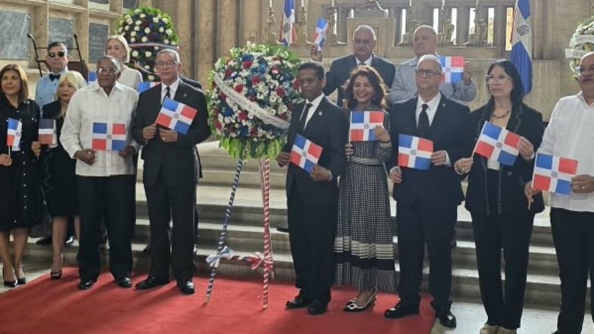 instituto-duartiano-pide-el-presidente-abinader-aclare-expulsion-de-diplomaticos-cubanos