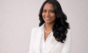 Dominicana Kenia Fernández es nominada a Premios Viva La Mujer Awards por su trayectoria empresarial y compromiso