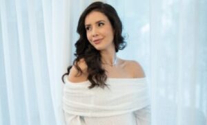 Karina Alarcón anuncia que espera su segundo hijo