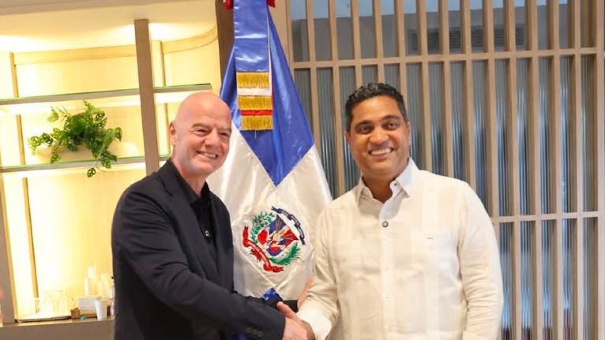 infantino-desafia-al-vicepresidente-de-la-fifa-al-asistir-a-un-evento-juvenil-en-el-caribe
