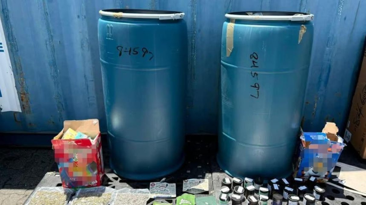 incautan-marihuana-en-tanques-procedentes-de-nueva-york-y-arrestan-a-una-mujer-en-santiago