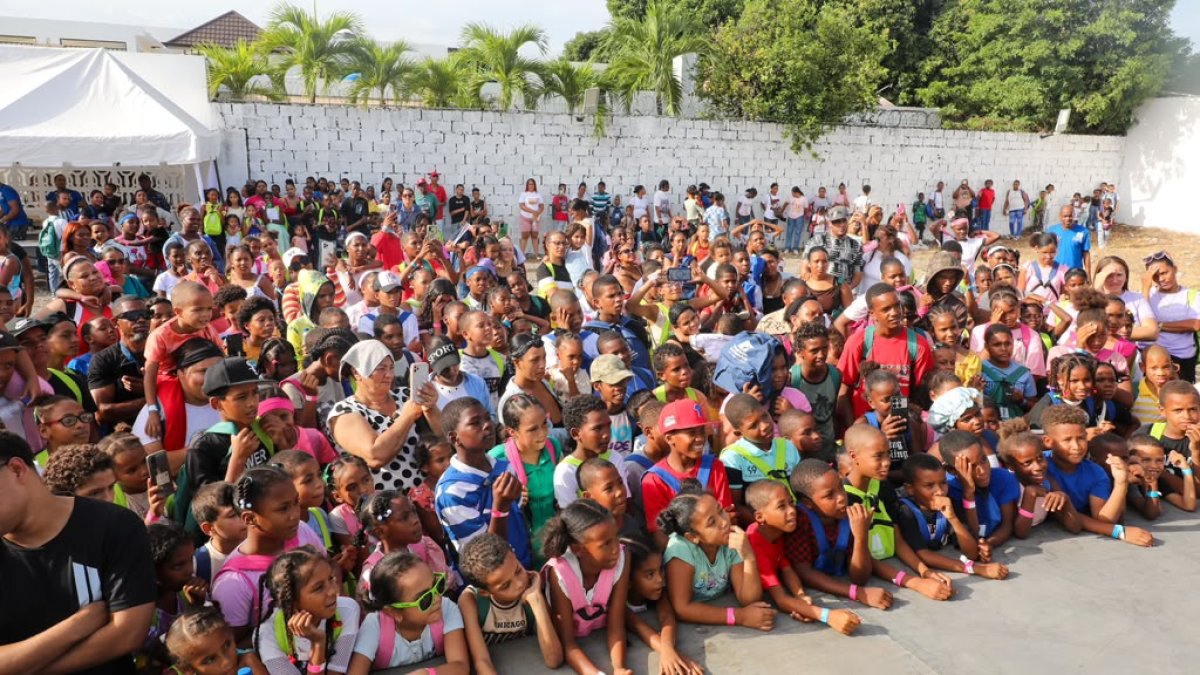fundacion-sur-apoyarte-celebra-su-entrega-de-mochilas-y-utiles-escolares