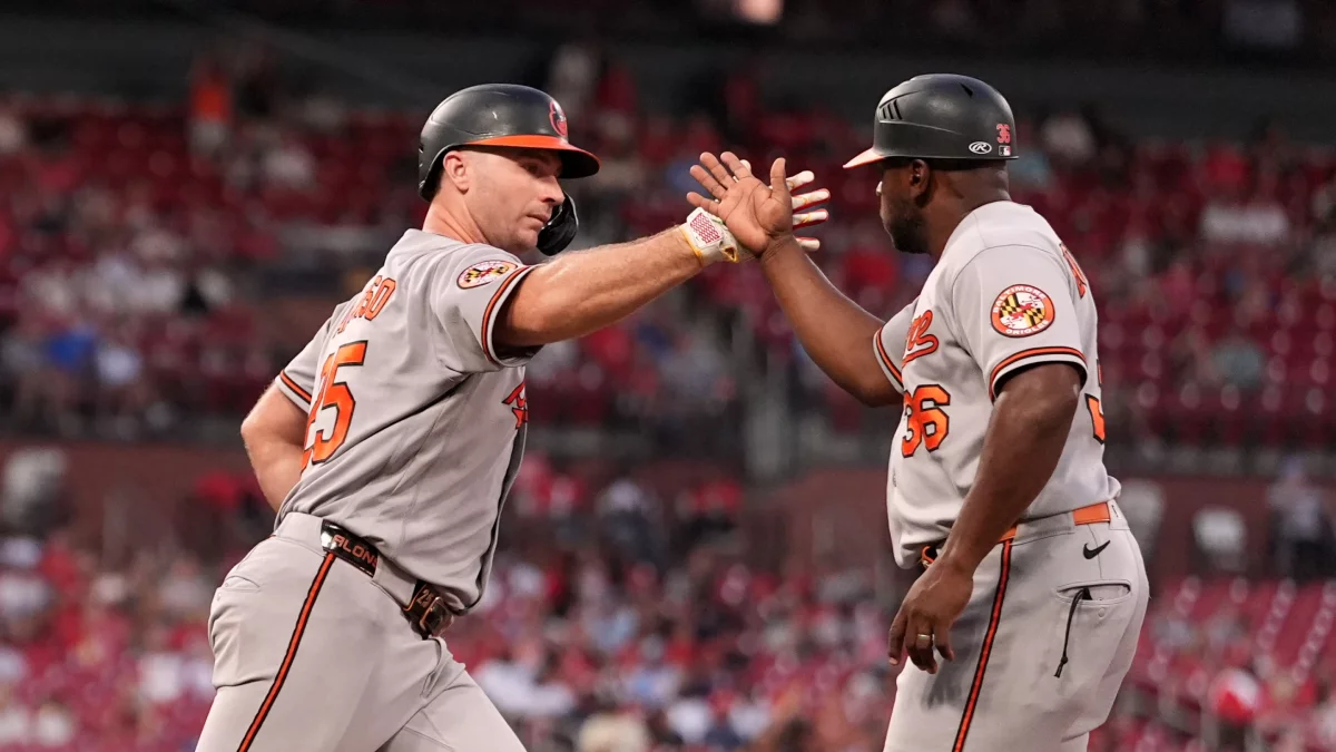 Pete Alonso conecta un jonrón e impulsa cuatro carreras