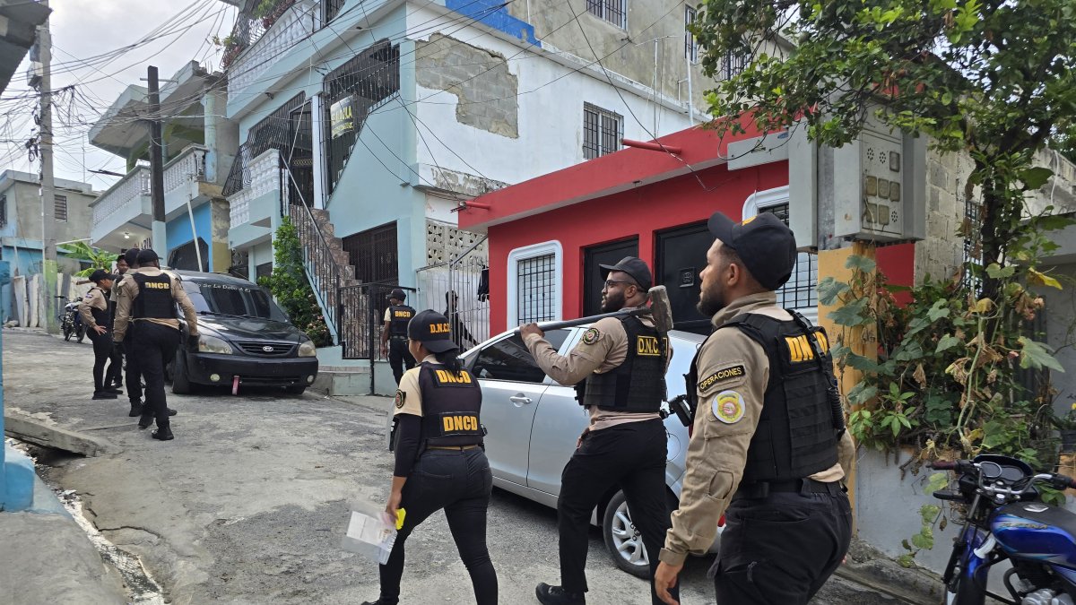 dncd-decomisa-mas-de-4.5-kilos-de-distintos-narcoticos-y-apresa-once-personas-en-santo-domingo-oeste