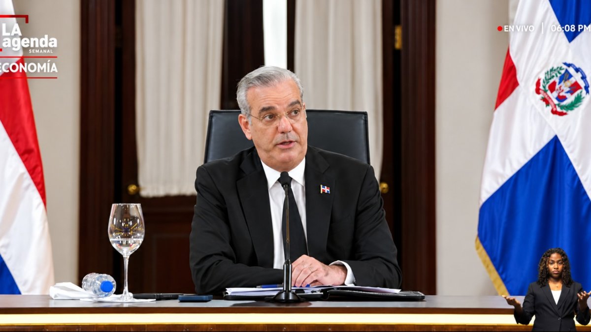 «nos-ha-tocado-enfrentar-tres-golpes»:-abinader-aborda-situacion-de-la-economia-dominicana