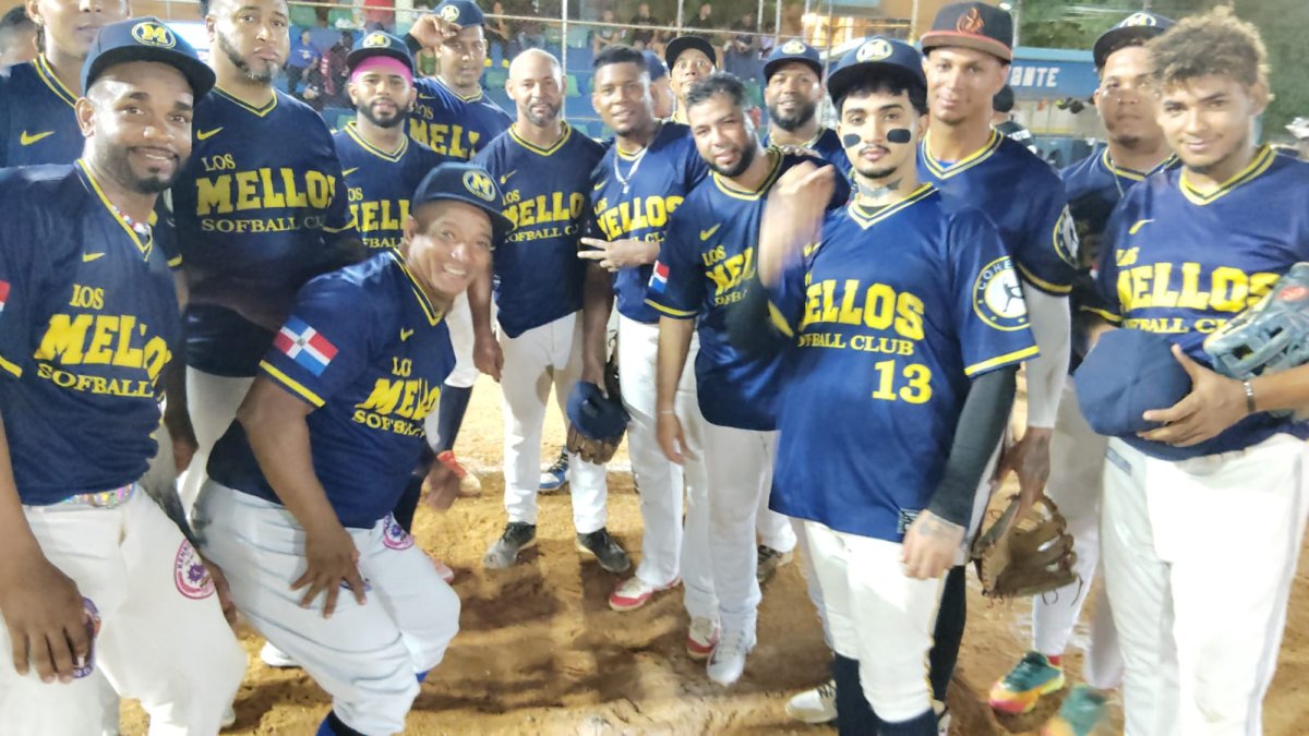 los-mellos-y-pena-gomez-disputaran-el-liderazgo-del-grupo-a-en-el-softbol-ruben-pimentel