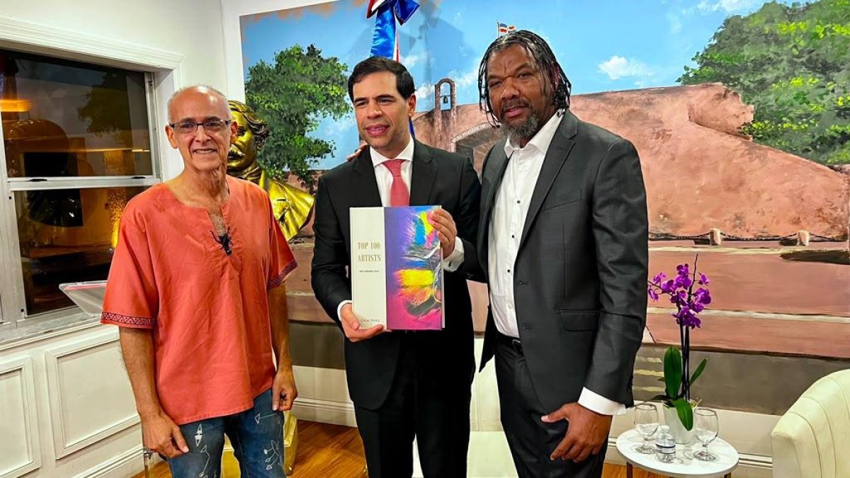 van-robert-plantea-a-ministro-de-cultura-dominicano-falta-de-voluntad-para-impulsar-el-arte-dominicano