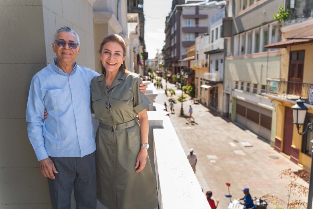 Exalcalde Manuel Jiménez se suma al proyecto presidencial de Carolina Mejía