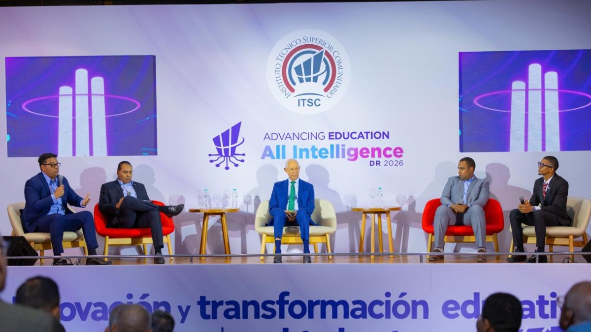 itsc-reune-a-expertos-y-ministros-para-debatir-sobre-el-uso-de-la-ia-en-la-educacion
