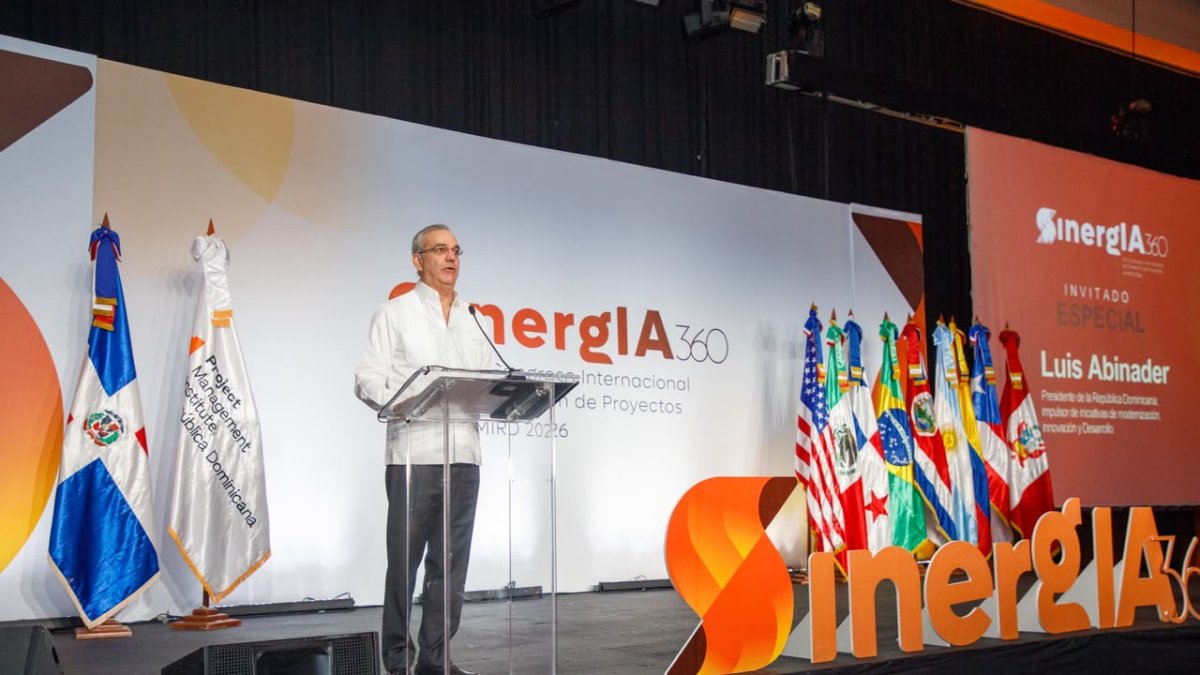 abinader-evalua-crear-una-ley-para-regular-los-proyectos-y-obras-del-estado