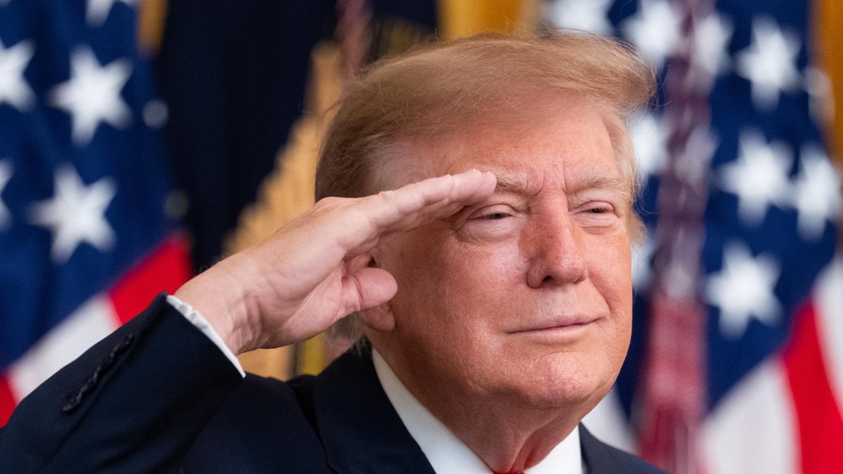 Trump autoriza a Rusia a suministrar diésel al mercado mundial tras hablar con Putin