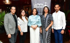 Encuentros Interactivos cierra sus peñas con un diálogo sobre ética y contenido de valor