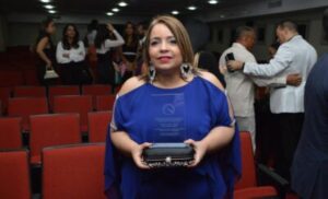 Fallece la periodista Cosette Bonnelly, esposa de Persio Maldonado