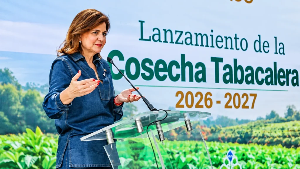 raquel-pena-destaca-us$1,340-millones-en-exportaciones-de-tabaco-dominicano