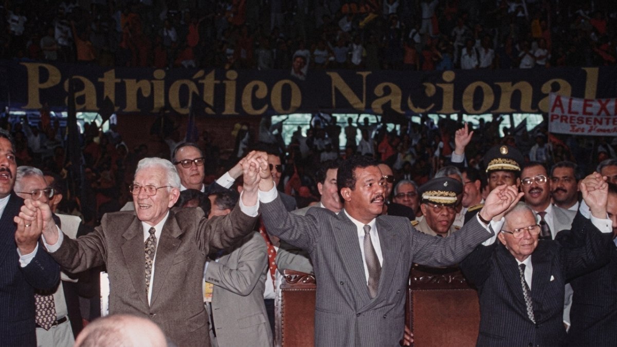 “el-camino-malo-esta-cerrado”:-de-balaguer-a-pena-gomez-en-el-1996