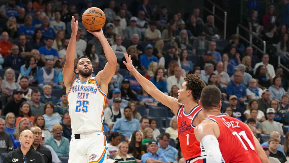 los-thunder-superan-clippers-y-se-mantienen-invictos