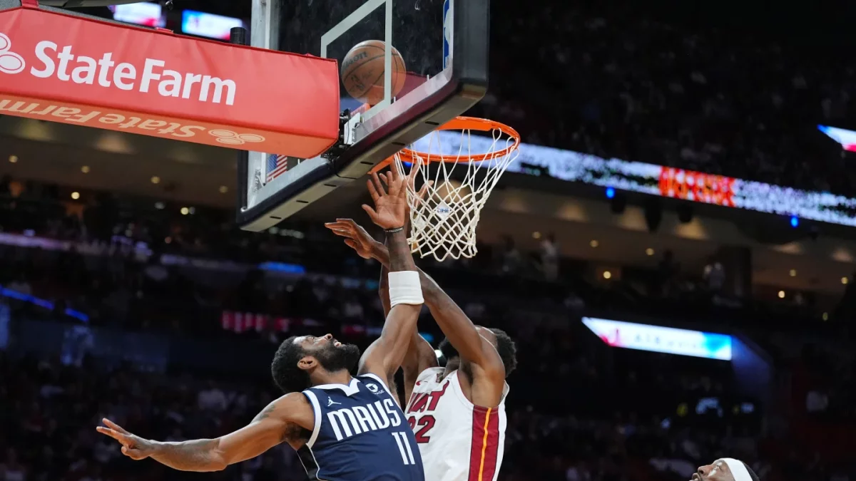 cooper-flagg-domina-con-29-puntos,-dallas-agrava-la-mala-racha-de-miami