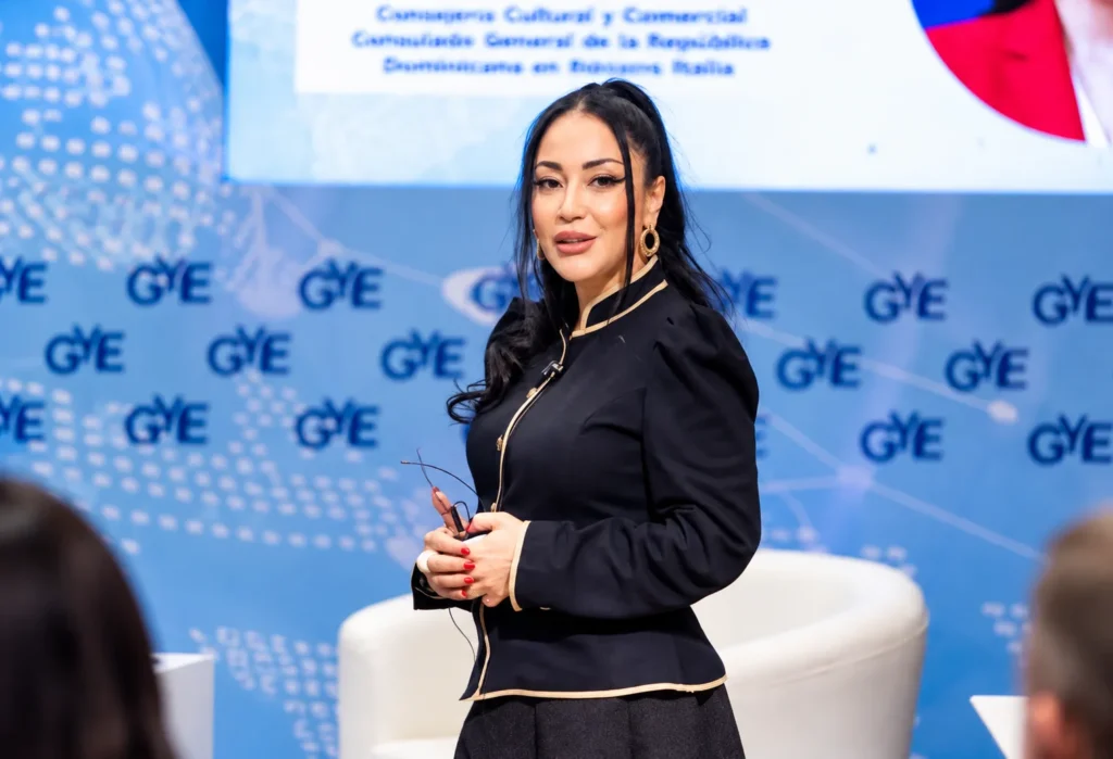 Jessy Sánchez promueve inversiones para República Dominicana en foro de España