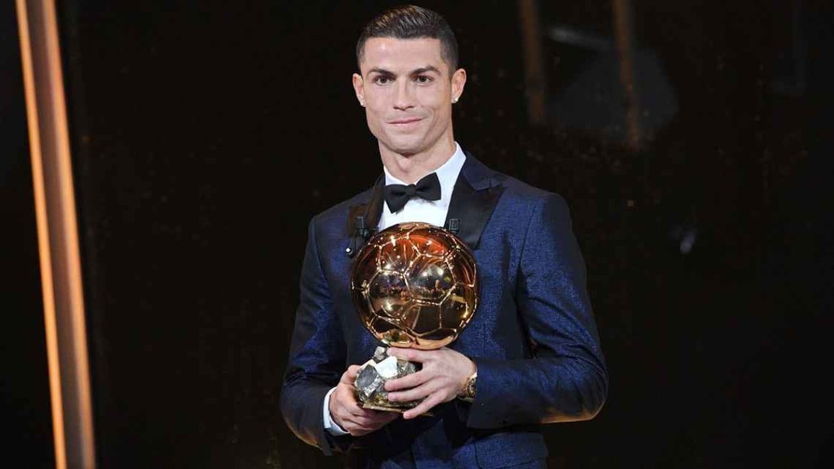 cristiano-ronaldo-conquista-el-boat-y-supera-a-messi-en-la-eleccion-de-la-mejor-temporada-de-la-historia